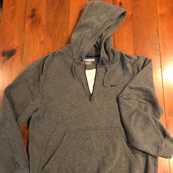 NIKE QUARTER ZIP LARGE HOODIE - Picture 1 of 4